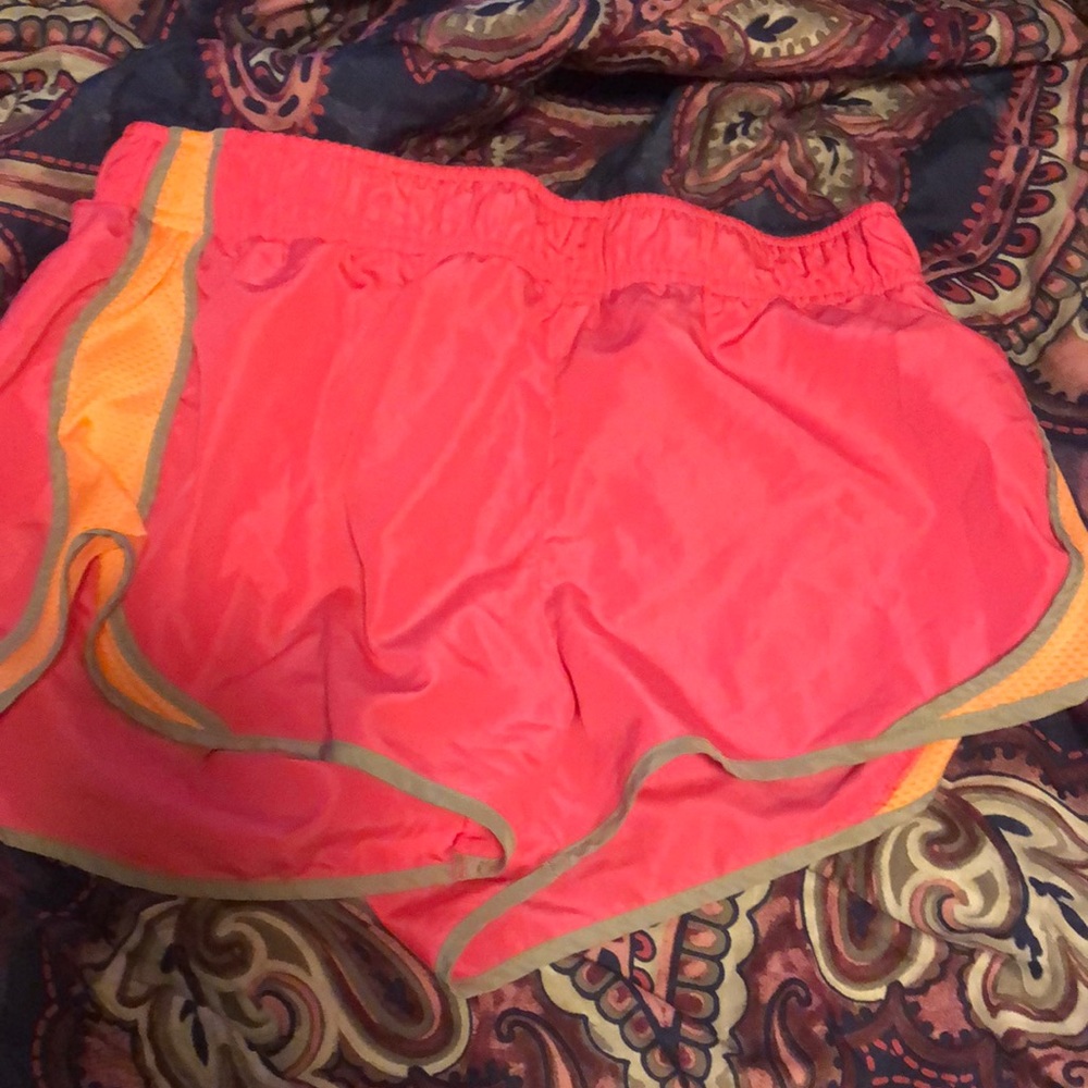 Medium shorts